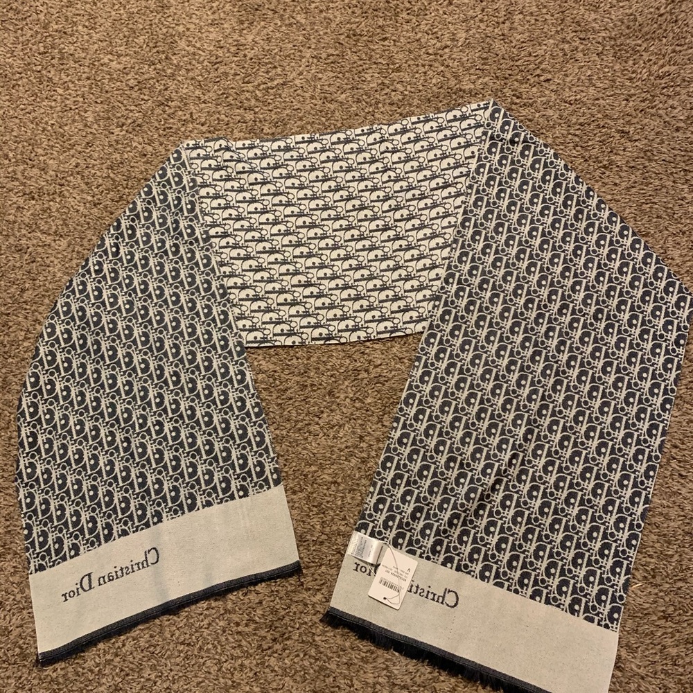 Dior Scarf